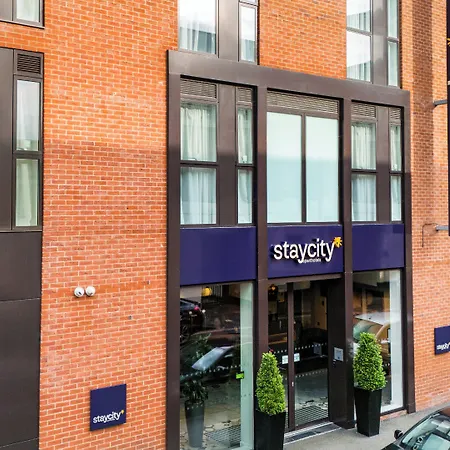 Staycity Aparthotels London Greenwich High Road-3